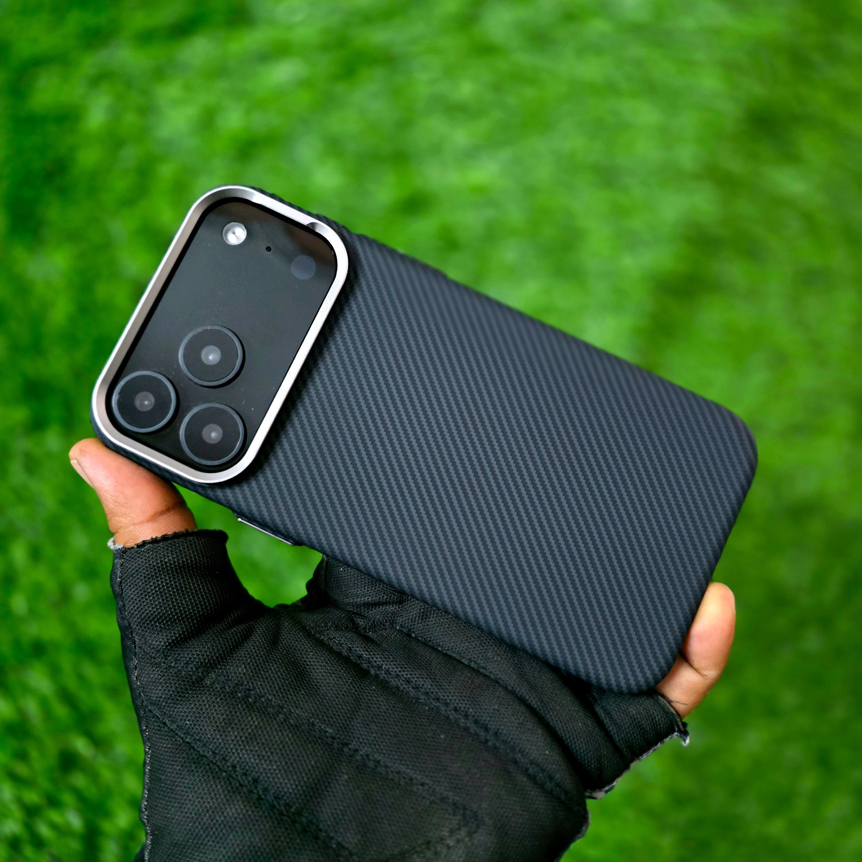 iPhone 17 Pro Carbon Case, 600D Carbon Fiber Texture Hard PC with Magsafe - Black